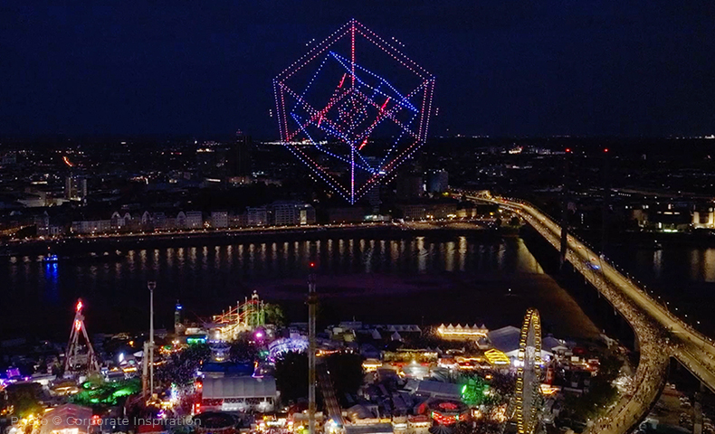 AO Drohnenshow zur Düsseldorfer Rheinkirmes 2025